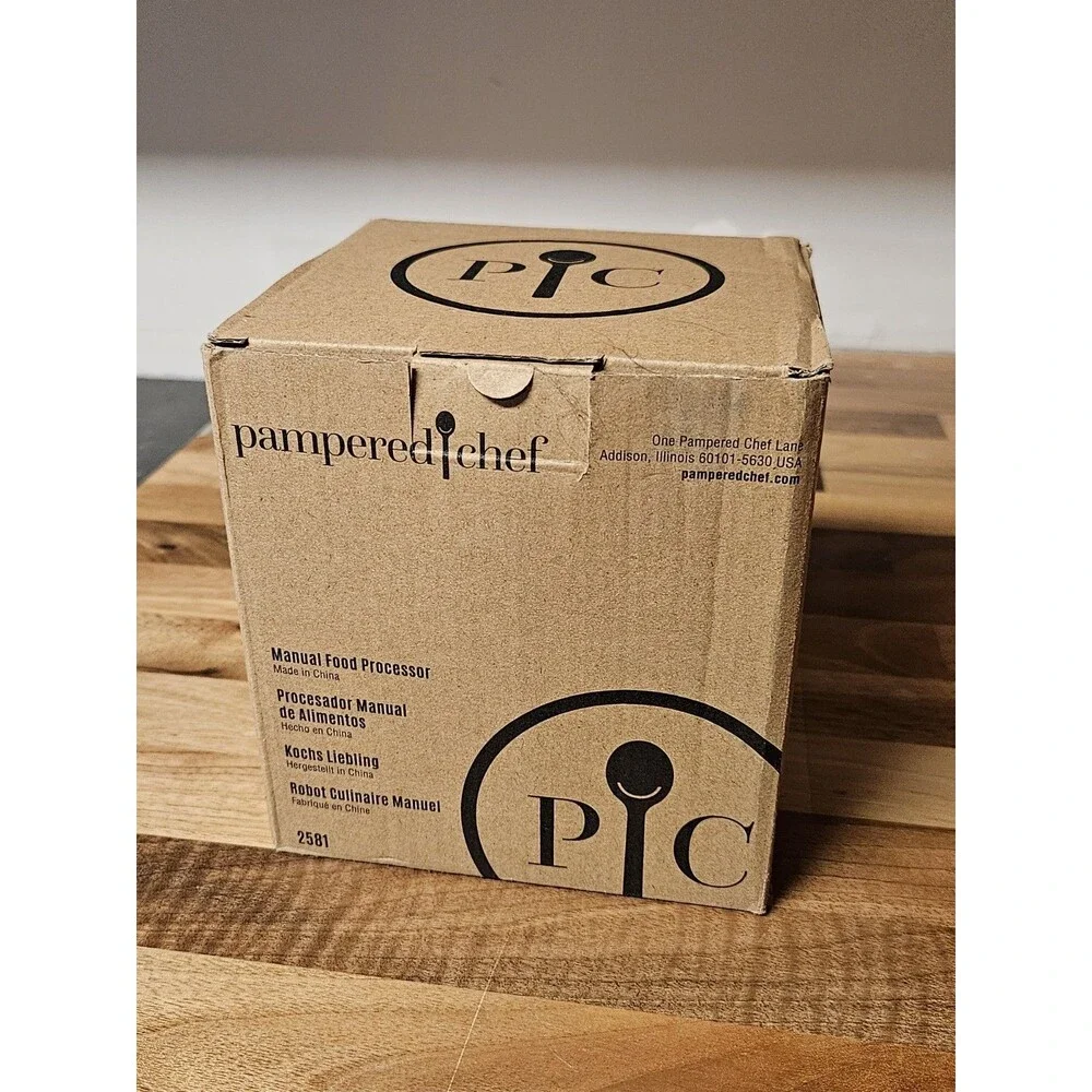 New In Box Pampered Chef Manual Food Processor #2581